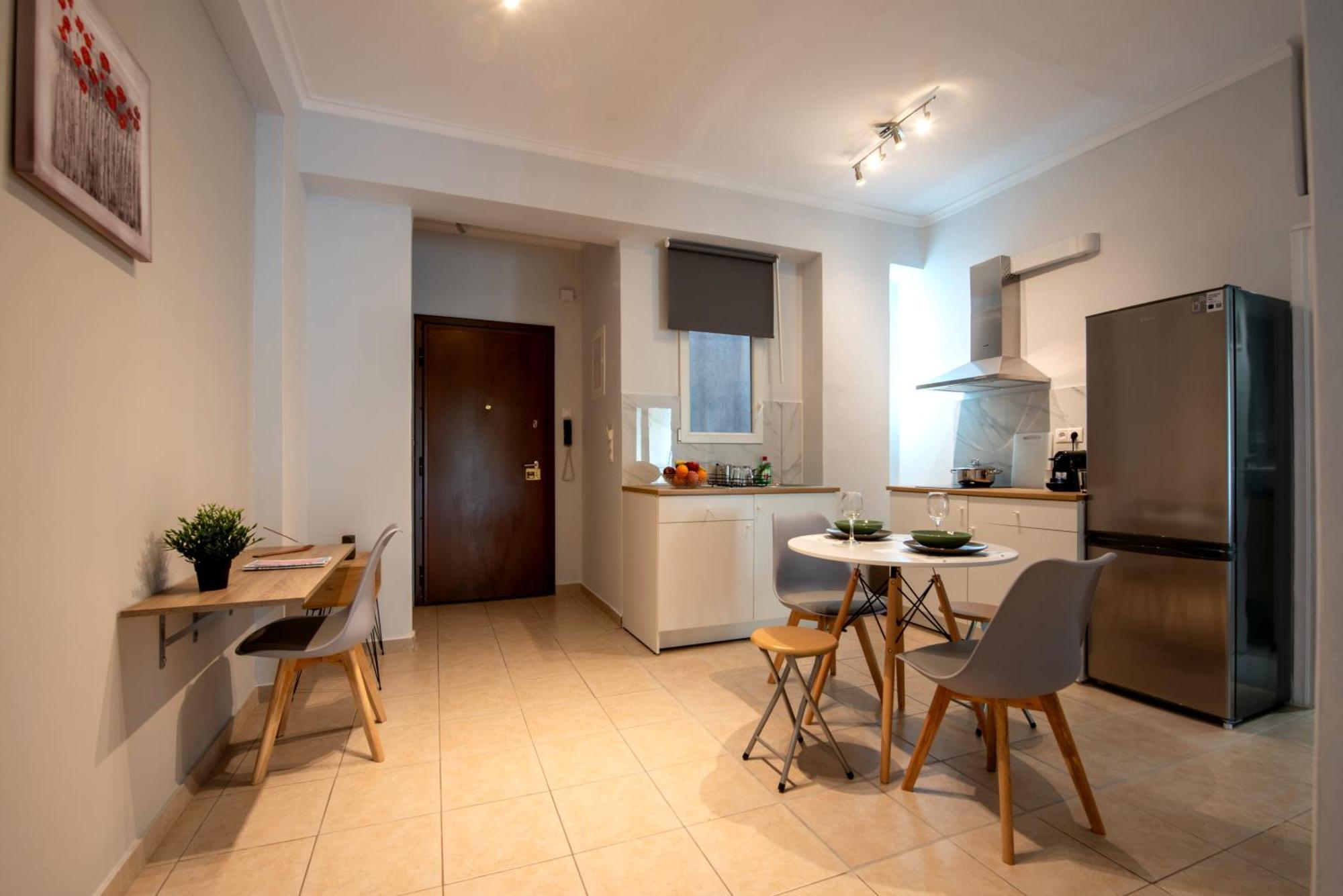 Spacious And Modern One Bedroom Appartement *