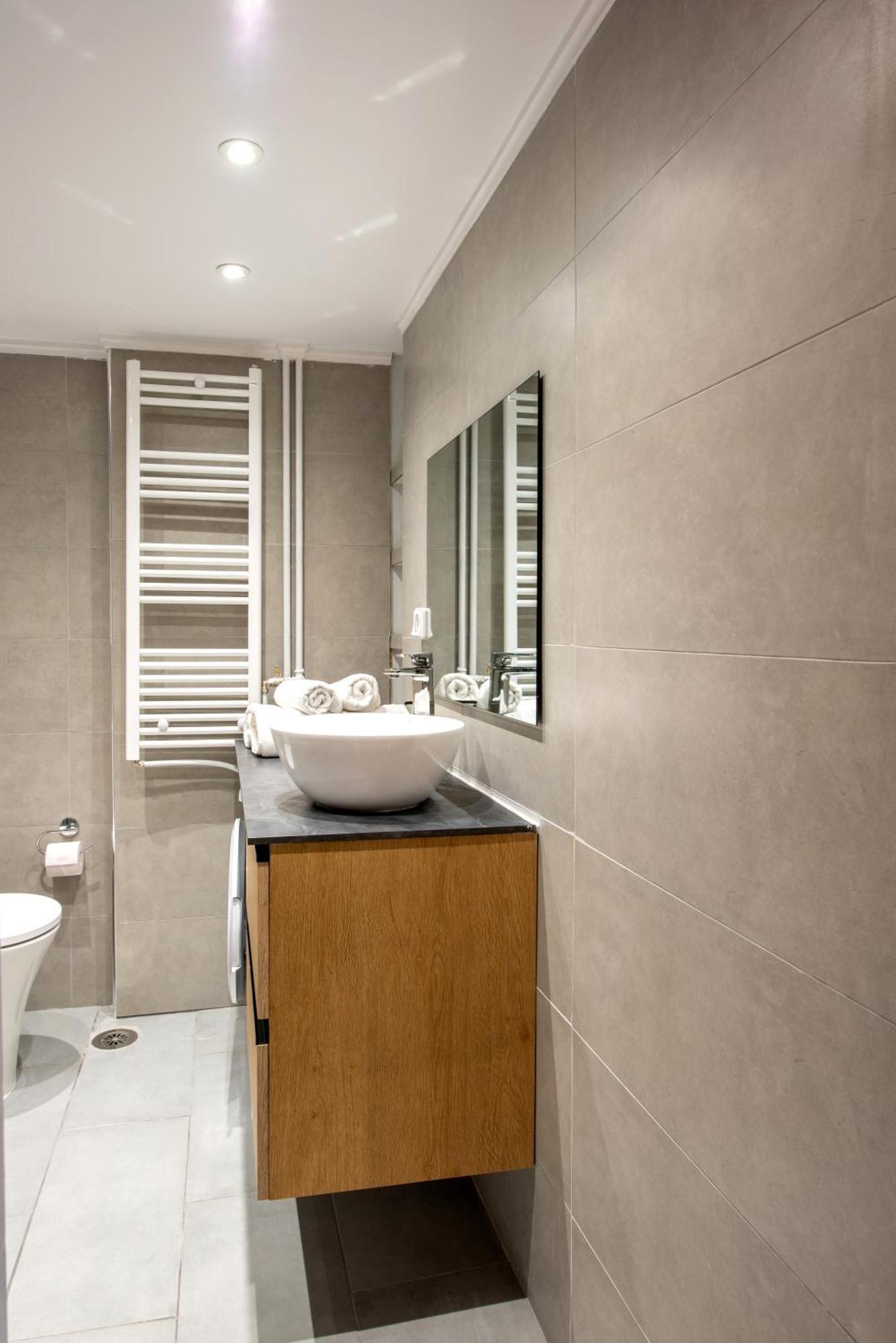 Appartement Spacious And Modern One Bedroom *
