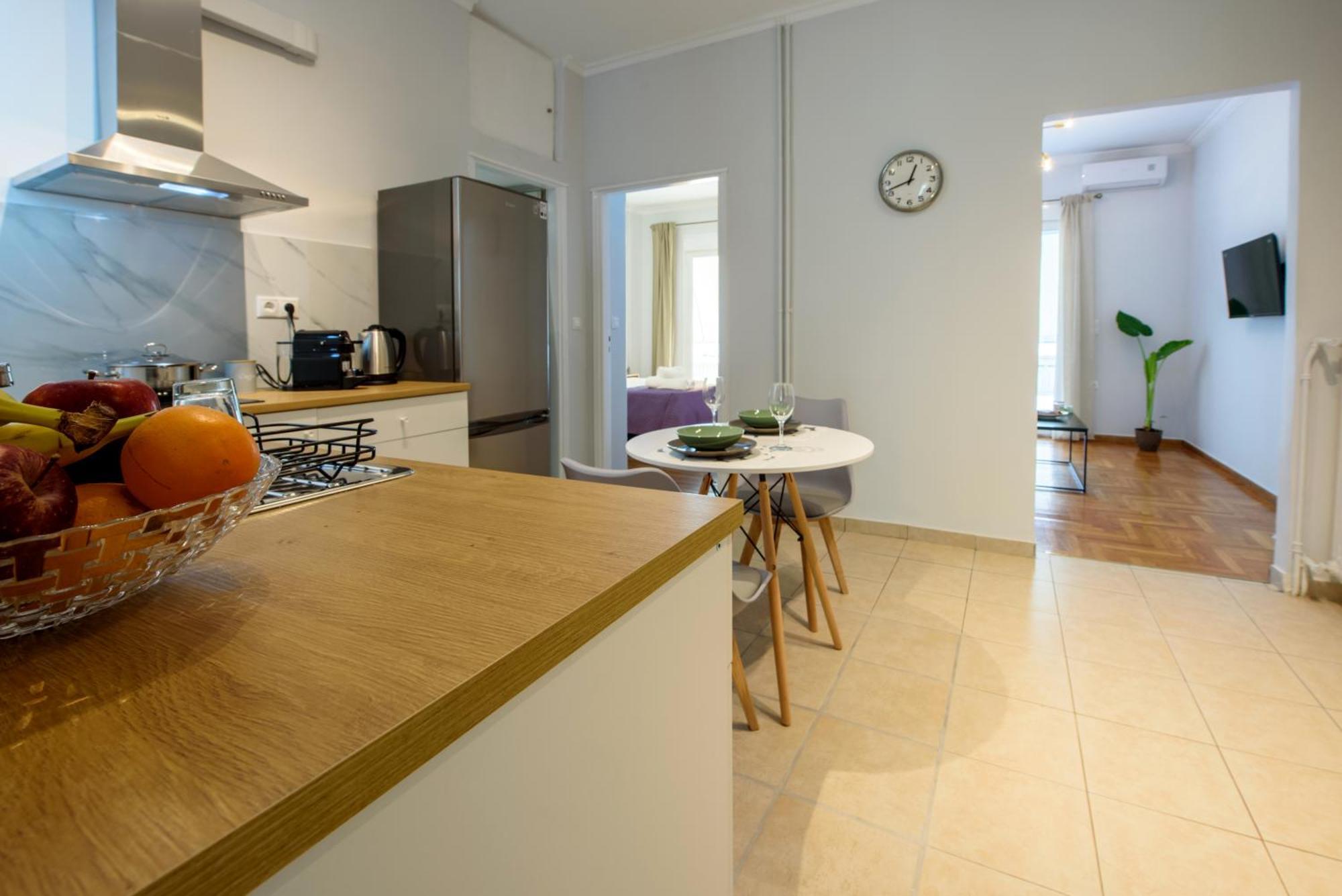 Spacious And Modern One Bedroom